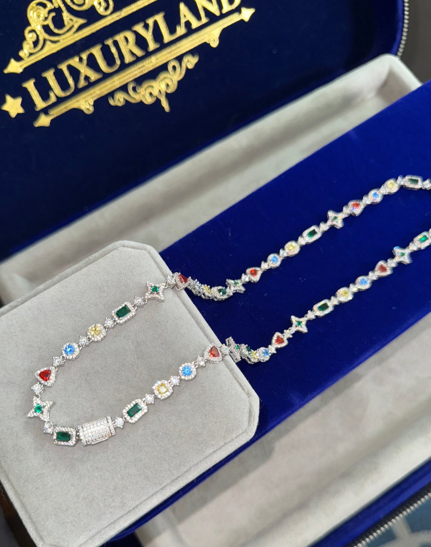 Color gemstone chain broche de caja 22 micras plated