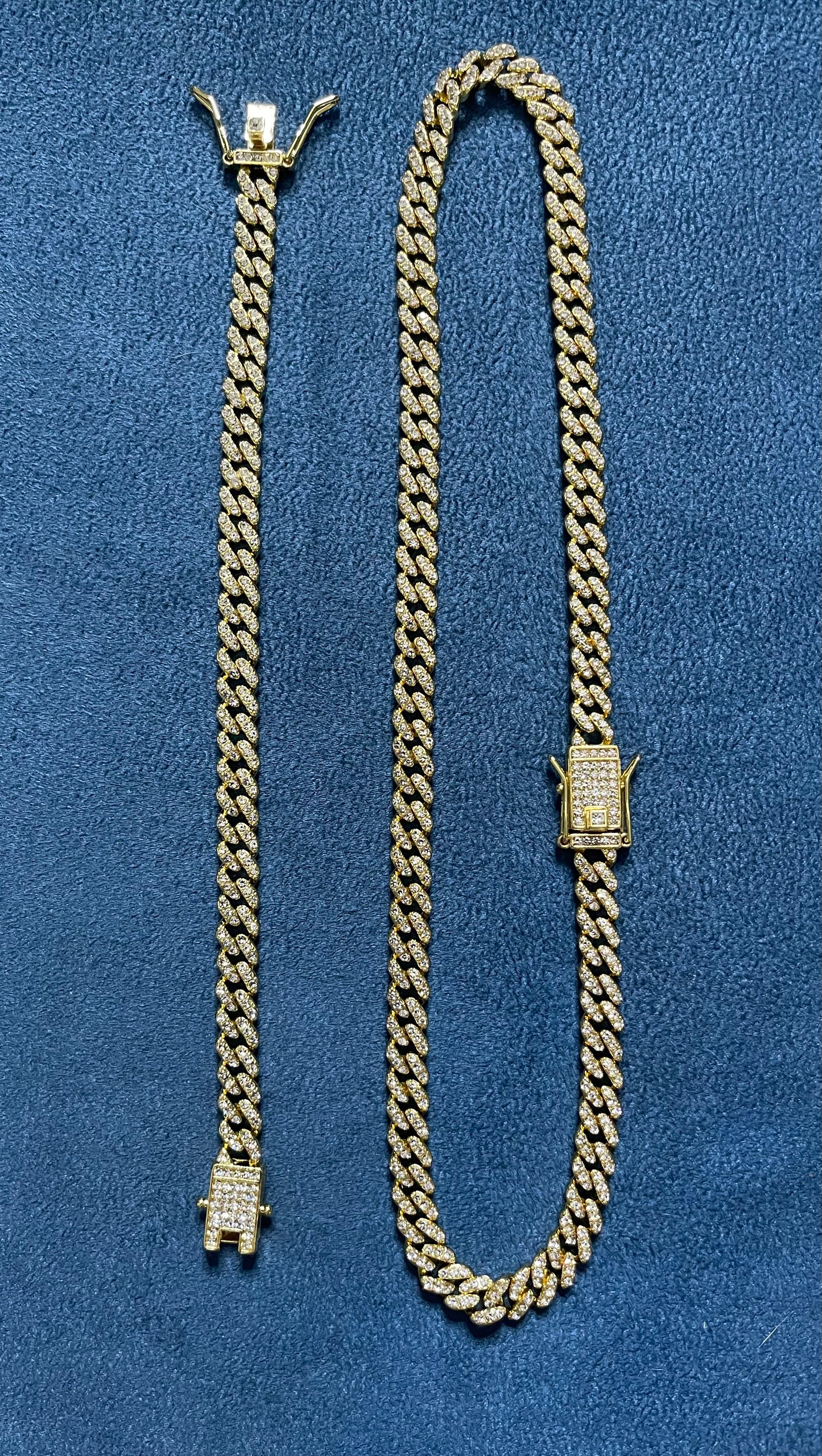 Conjunto cadena y brazalete 8 mm, dorado, laminado 4 micras de 18 quilates