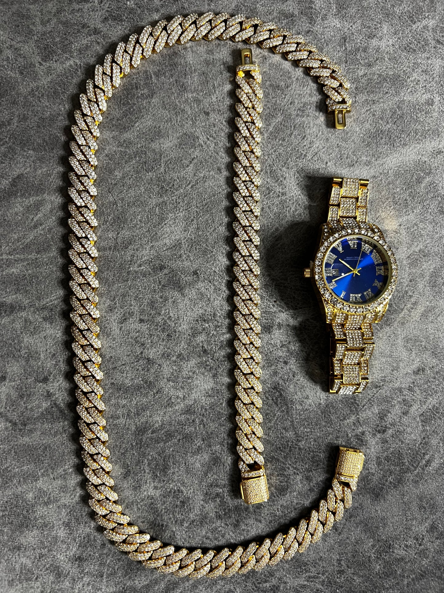 Conjunto Cadena, brazalete y reloj en promo