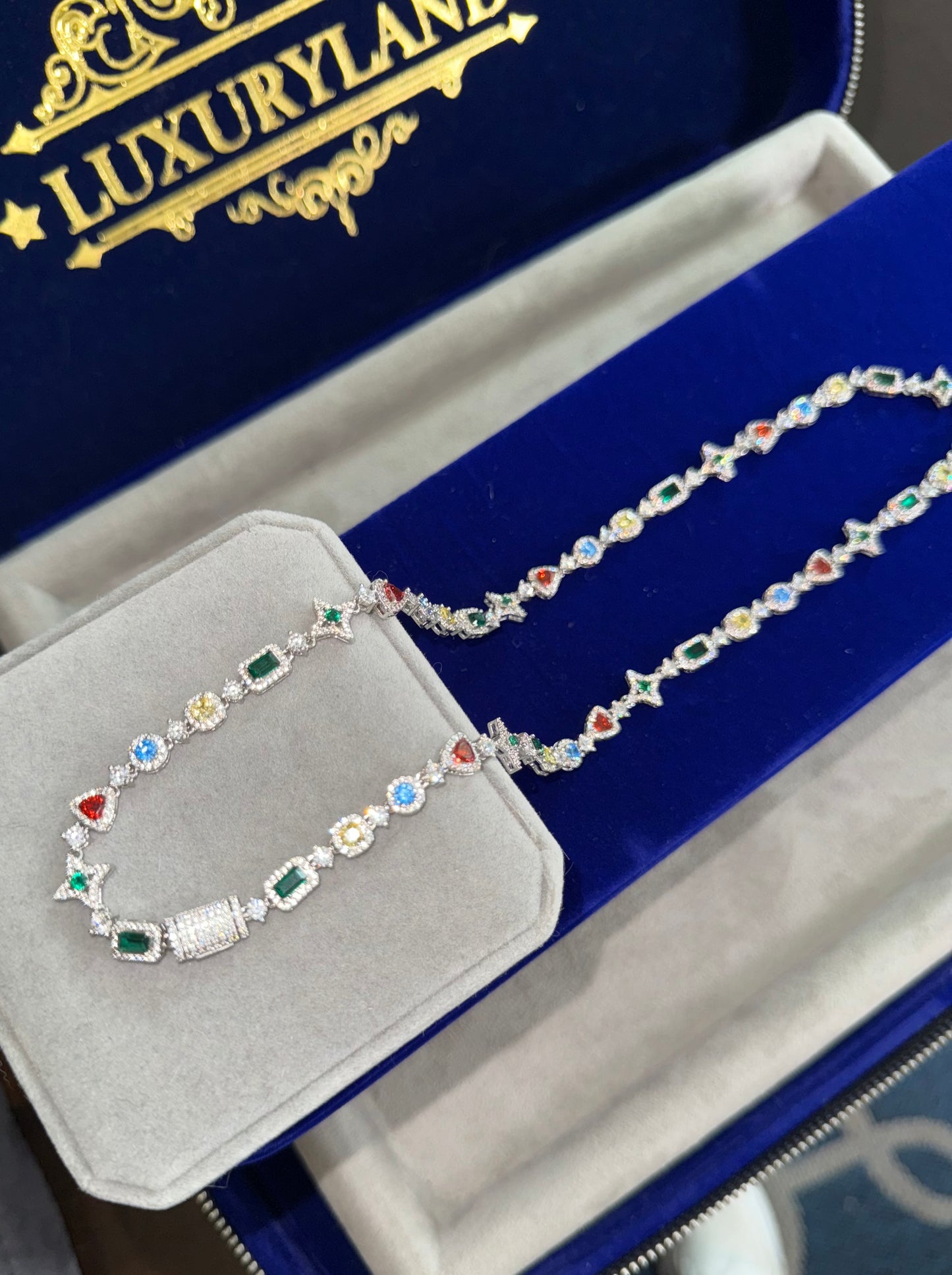 Color gemstone chain broche de caja 22 micras plated
