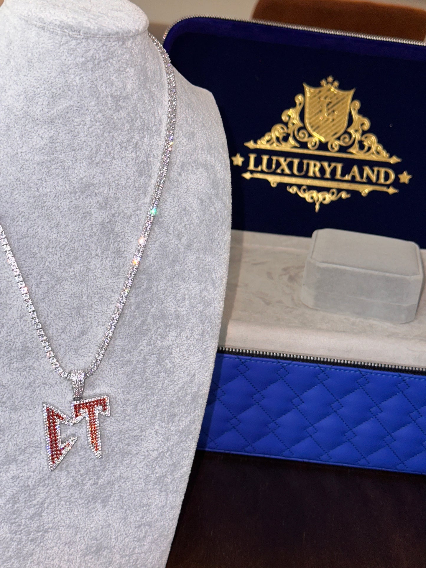 Dije de CT con cadena tennis 3 mm whitegold