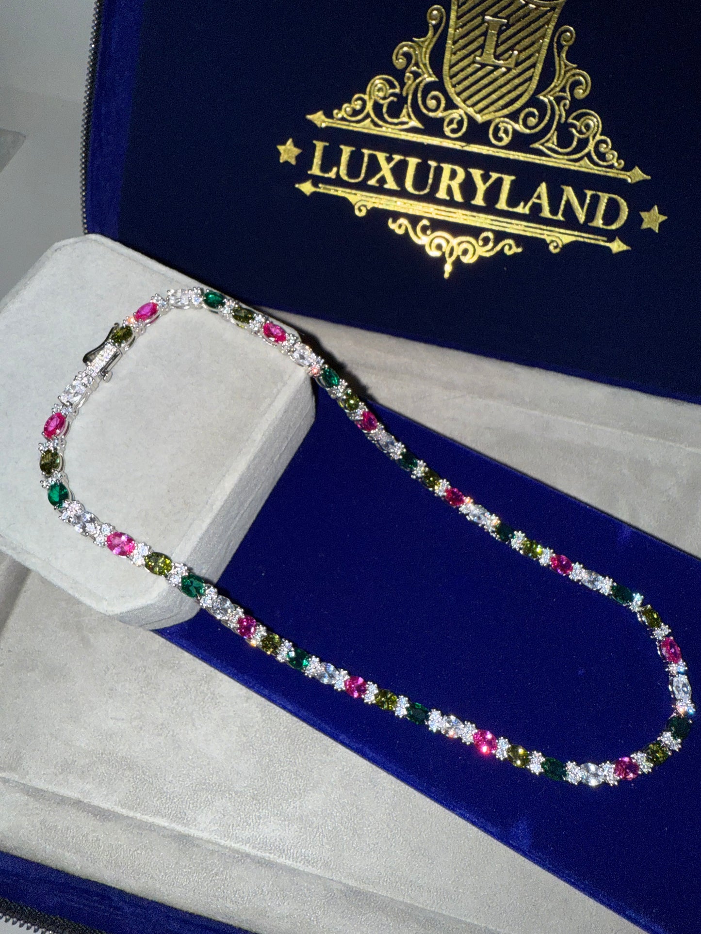 Tennis cadena multi-color y multi destellos whitegold plated 18 k