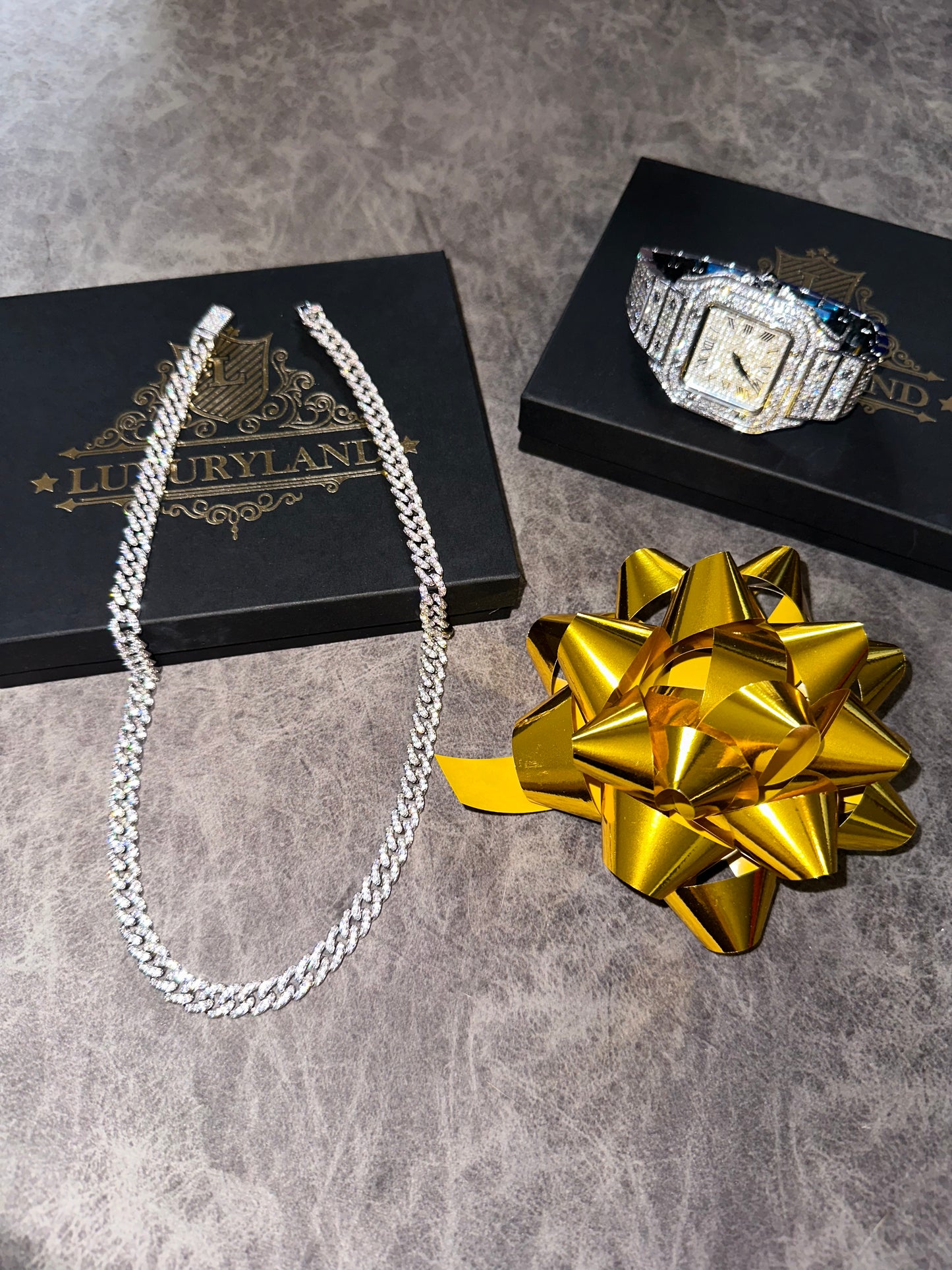 COMBO cadena cuban link 7mm y reloj CRTR full iced