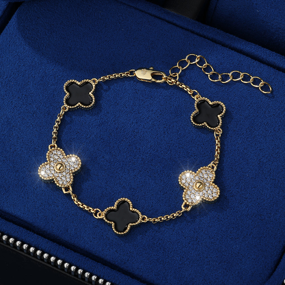 Brazalete VC. black golden and black full iced (colección 2025)