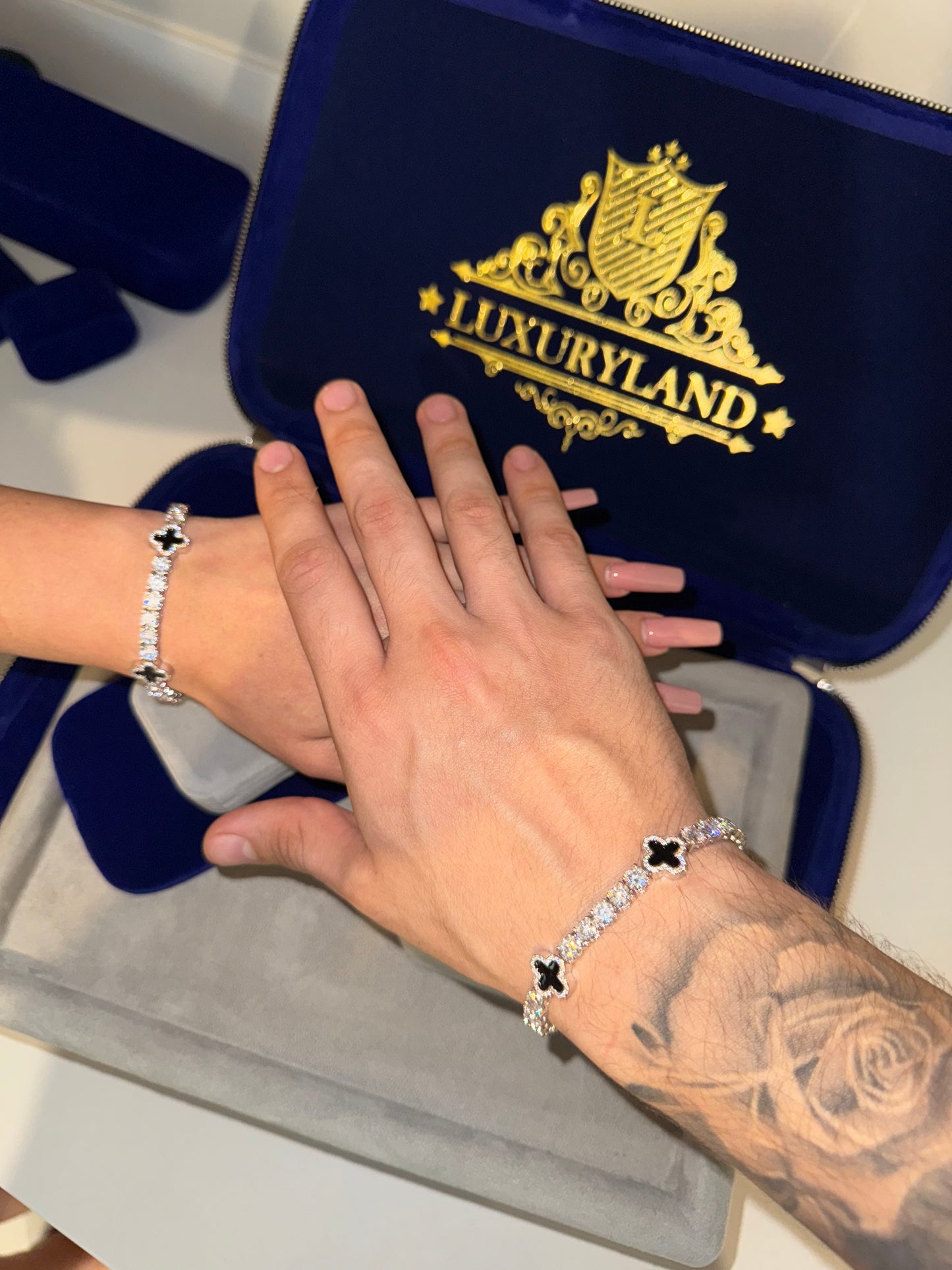Combo de brazaletes VC. tennis and white zircon CZ