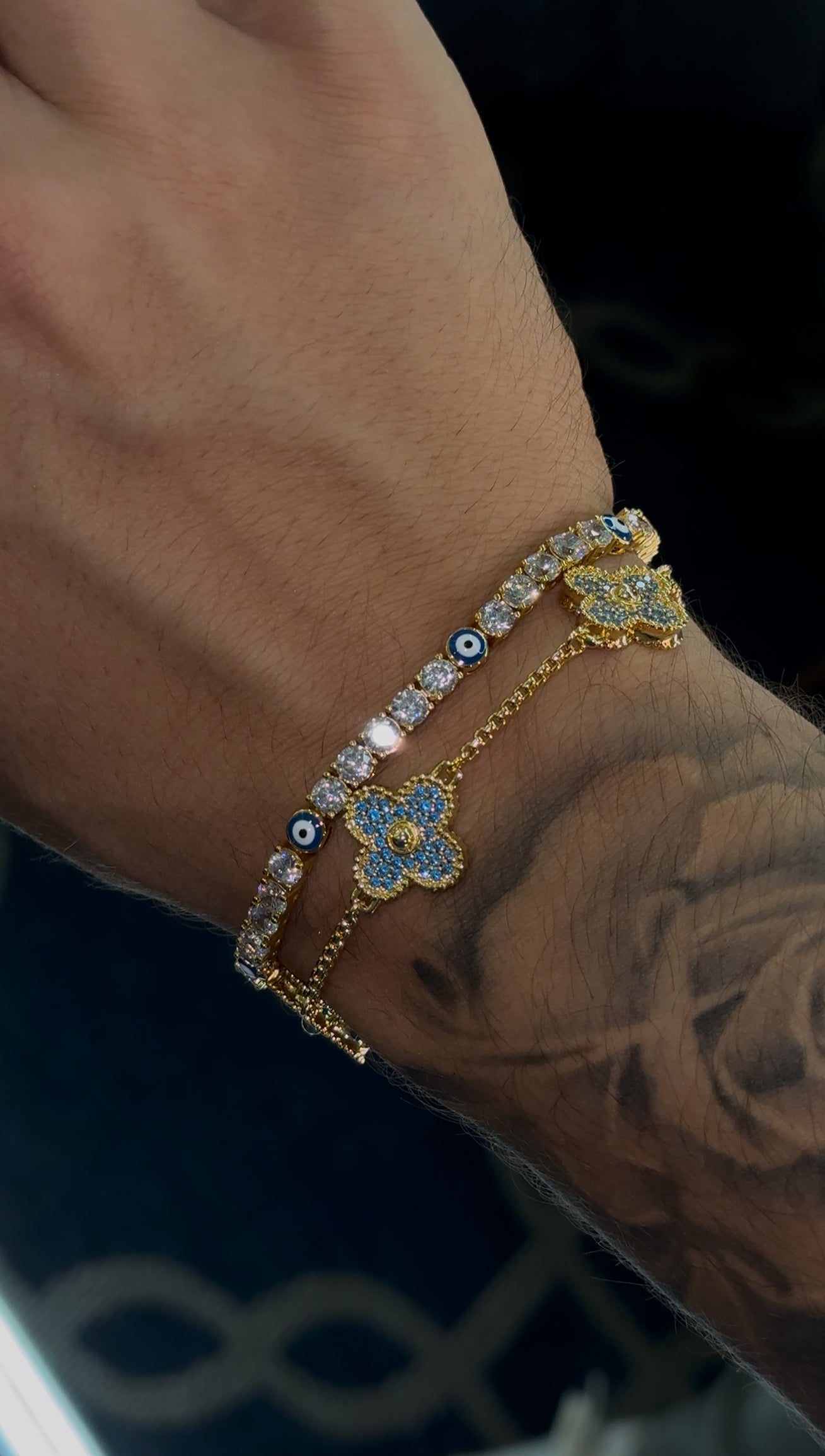 Combo en pareja * Brazalete tennis 4 mm ojo turco y brazalete VC gold and Blue full iced out