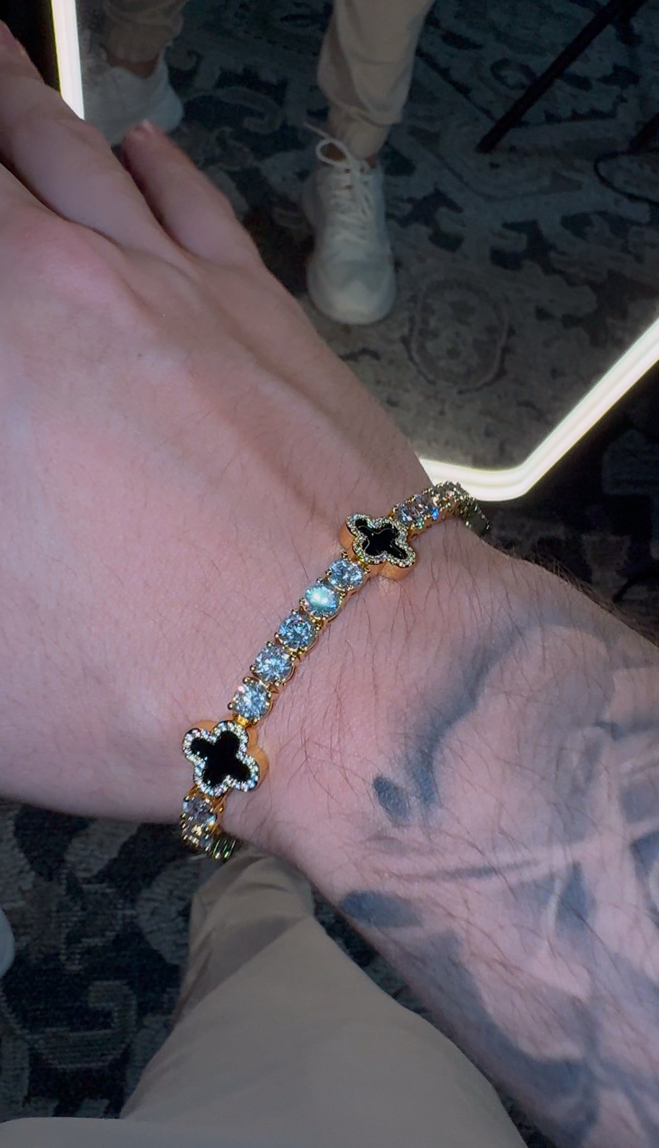 Brazalete VC black negro full iced tennis 5 mm golden 18k