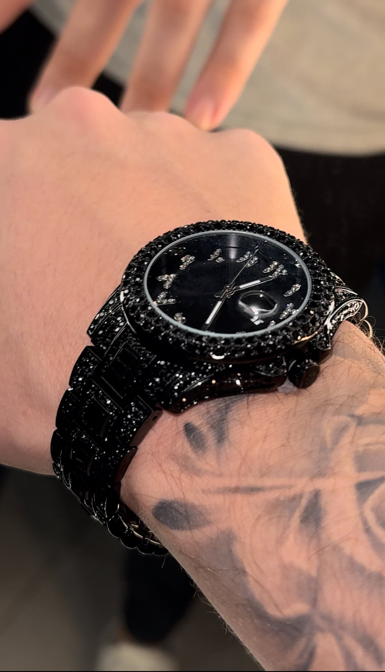 Reloj full ice circonita cubica (CZ) (black saphire) laminado en oro blanco 18 k