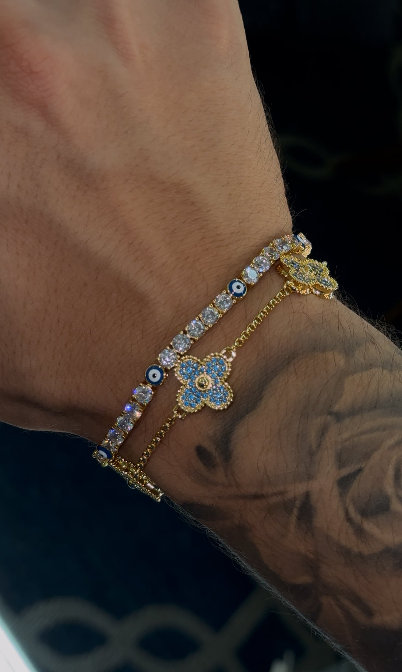 Combo en pareja * Brazalete tennis 4 mm ojo turco y brazalete VC gold and Blue full iced out
