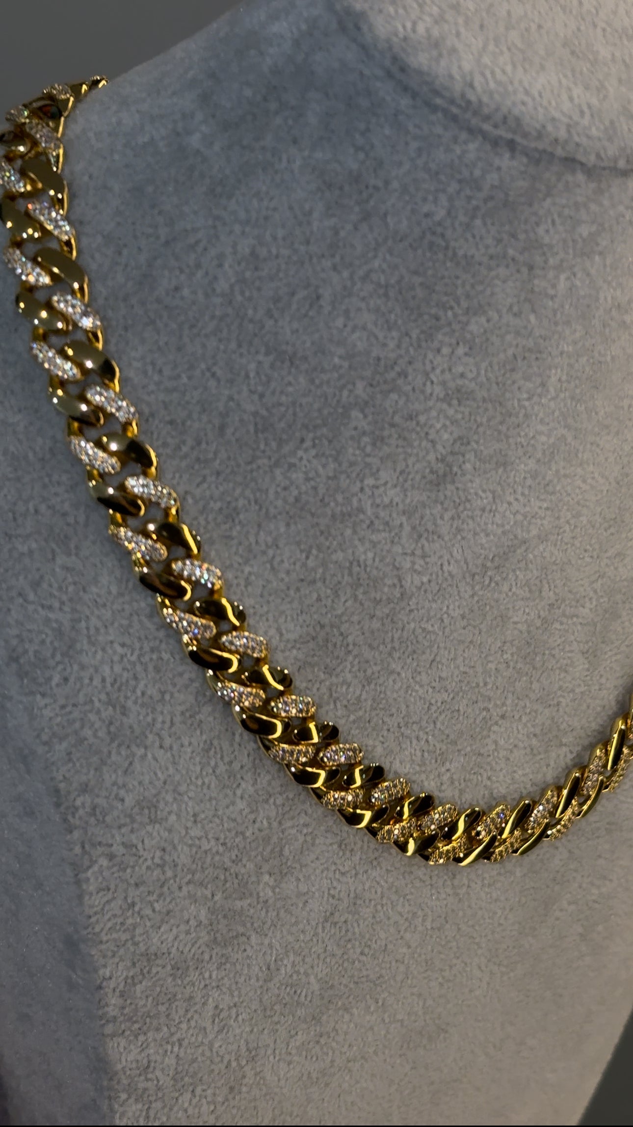 Cadena bi-incrustaciones 50 cm oro laminado 18 k (22 micras)