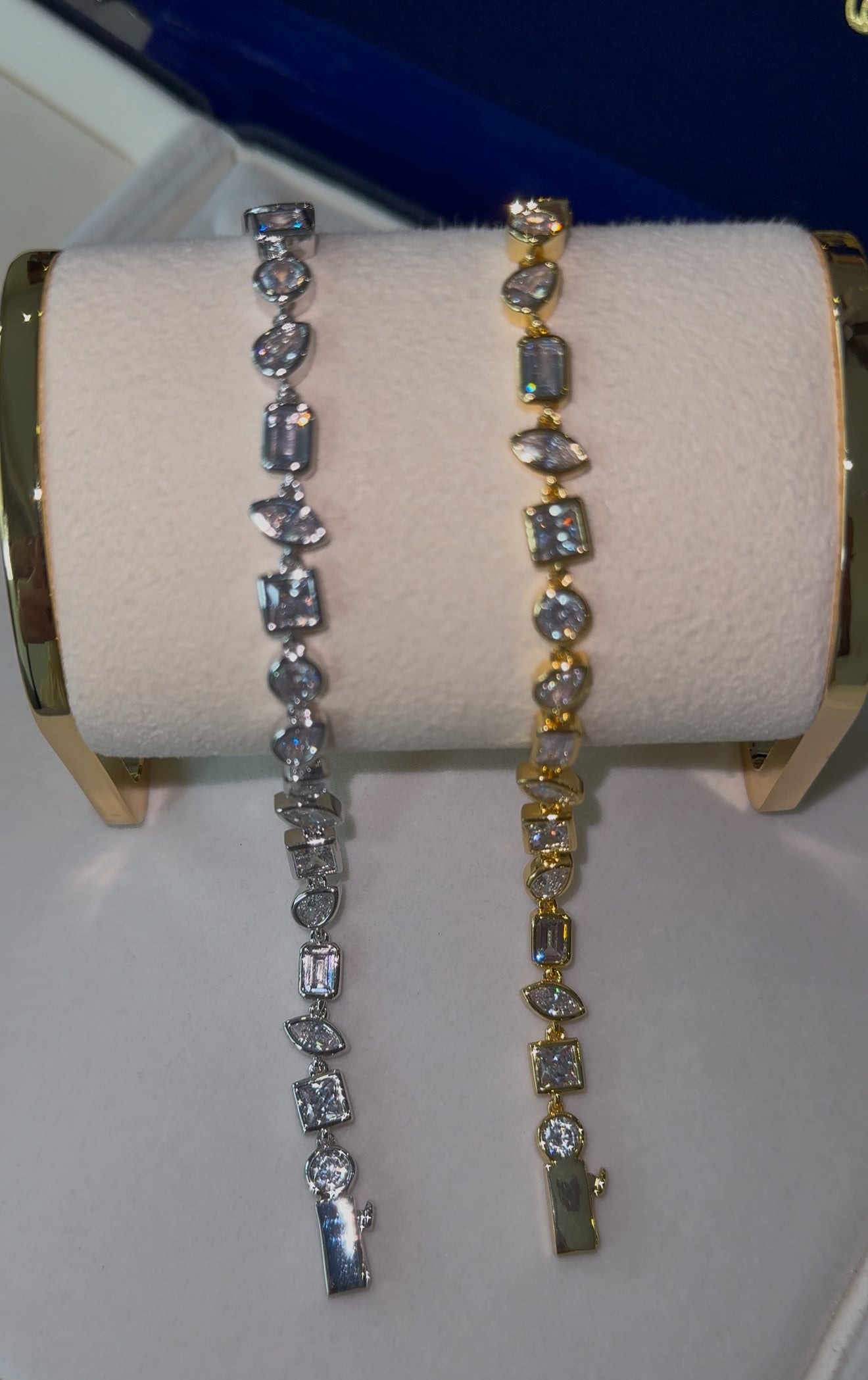 Combo de brazaletes multi stone full iced golden x whitegold