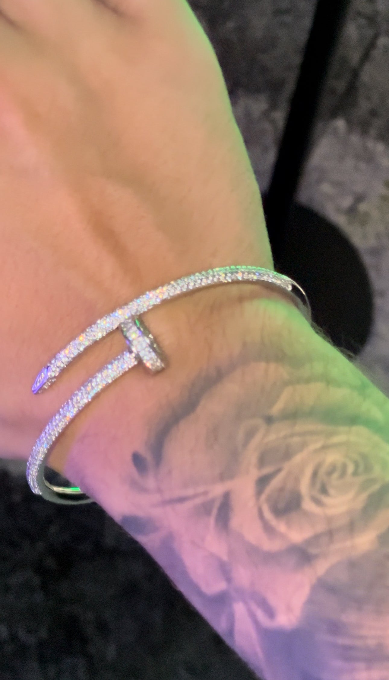 Brazalete CRTR full iced whitegold de clavo