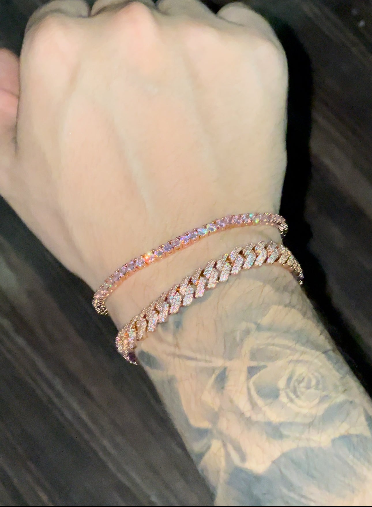 Combo de brazaletes tennis pink y prong link rose gold 22 micras