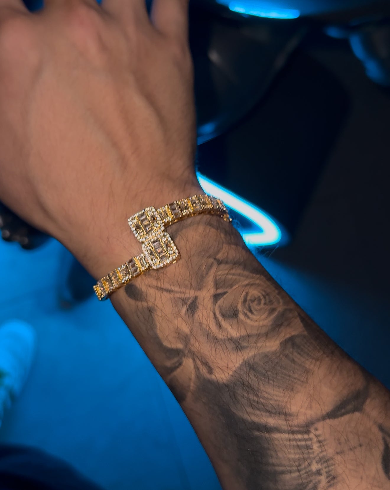 Brazalete TIFF baguette golden plated