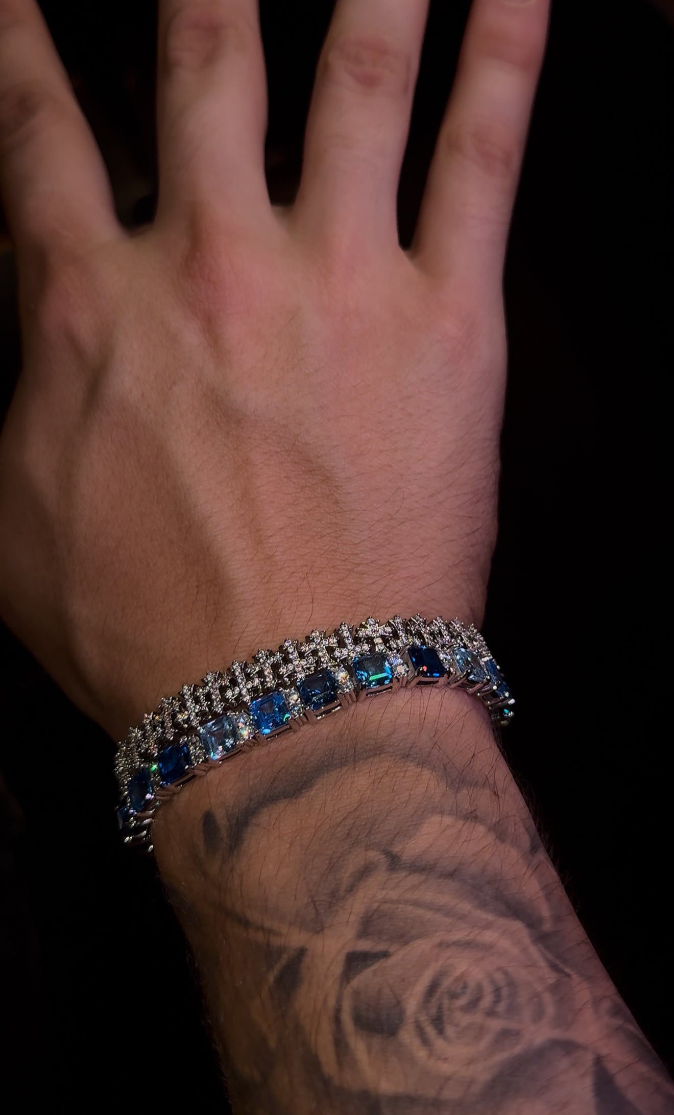 Combo dúo en promo brazaletes cross y tennis blue AND white plated 18k