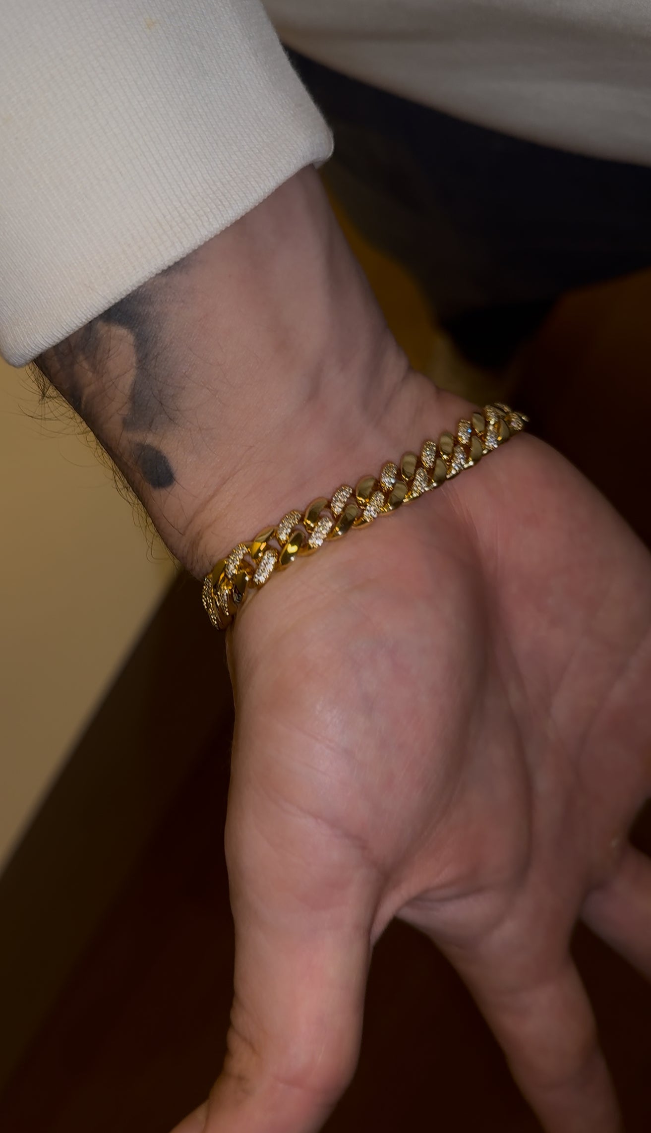 Brazalete 8 mm incrustado plated 18k 22 micras