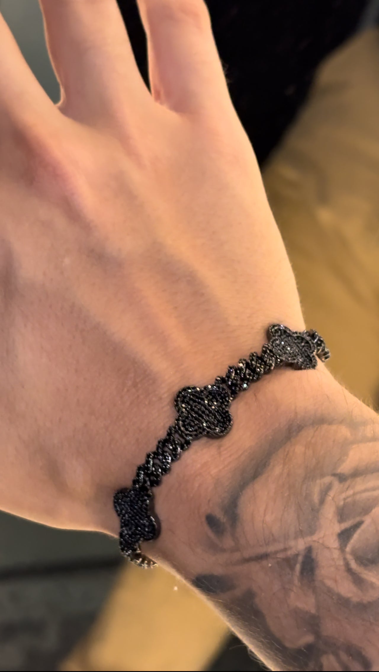 Brazalete VC black cuban link full iced