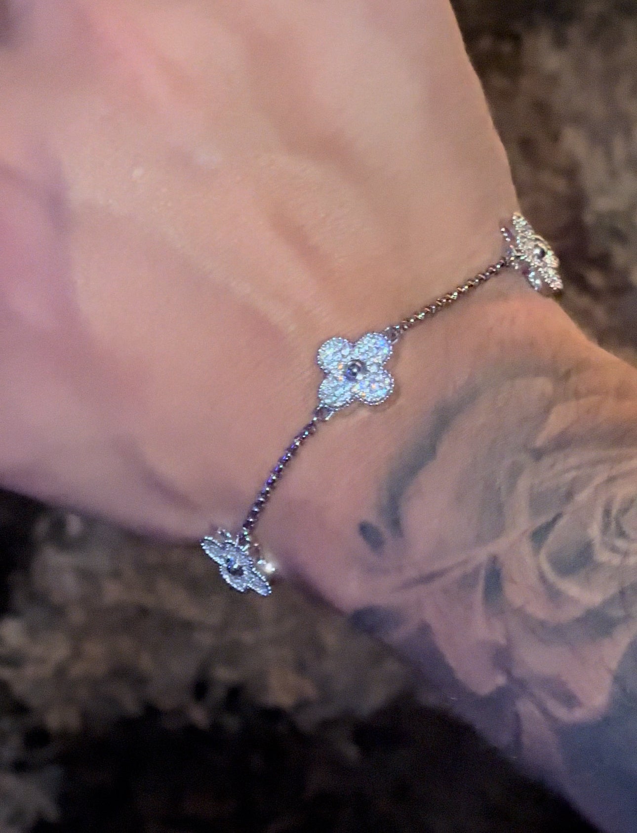 Brazalete VC whitegold full iced