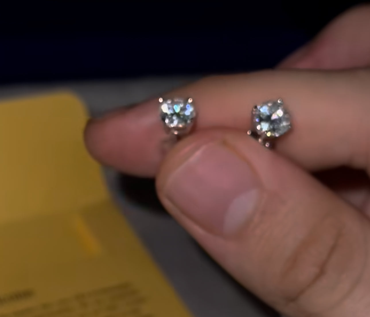 Aretes de moissanita (0.1 ct) de plata 925