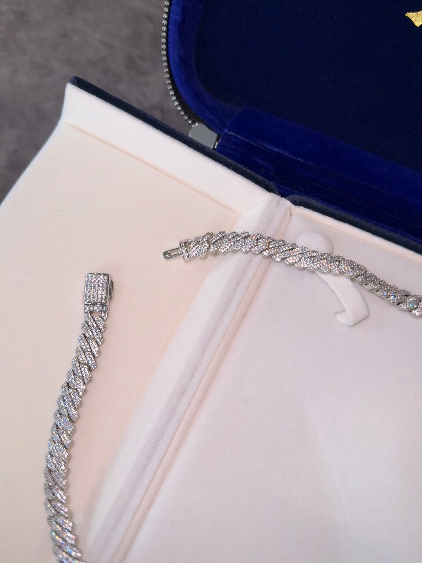 Cadena cuban link 8mm white gold