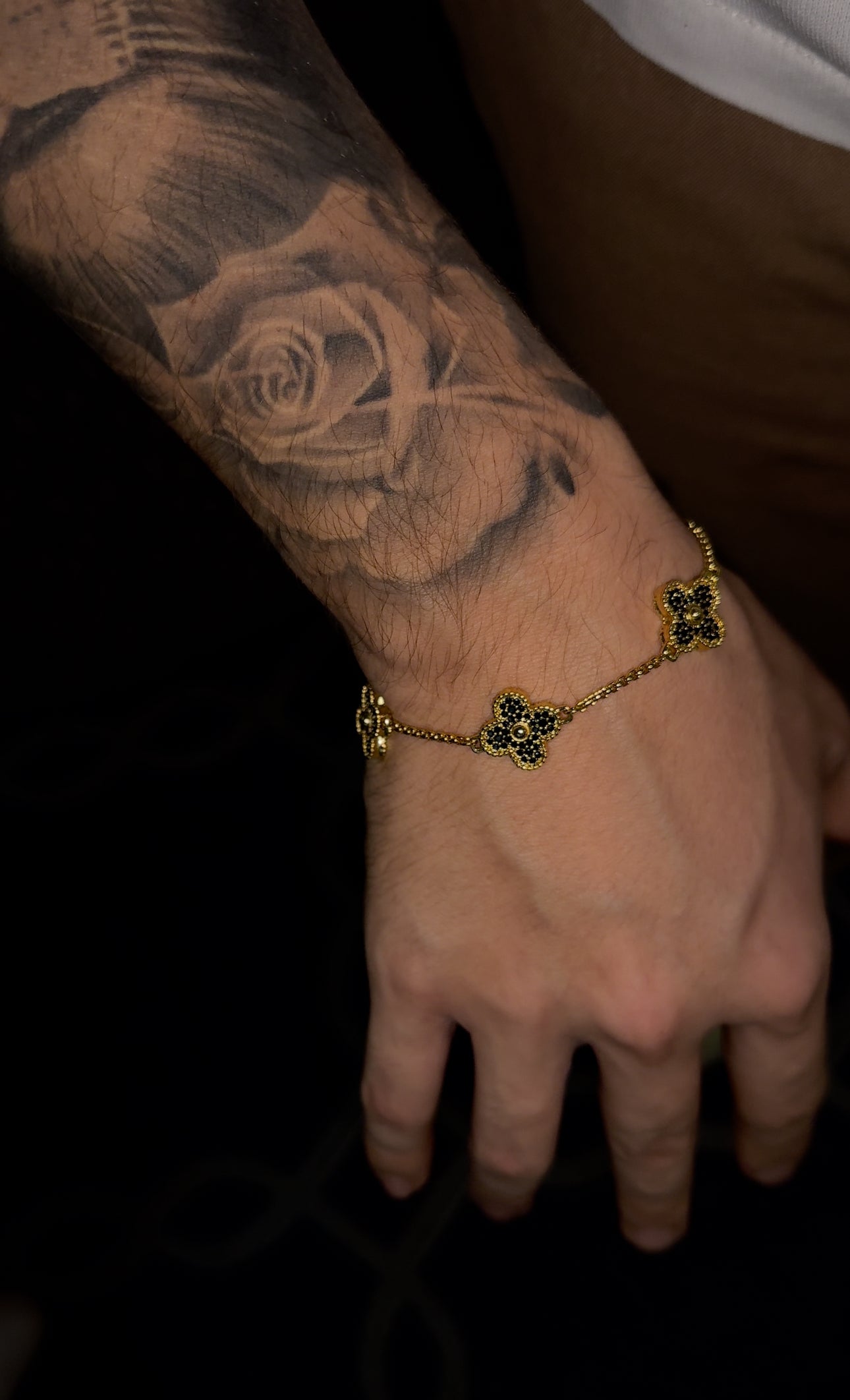 Brazalete VC black golden and negro full icedd