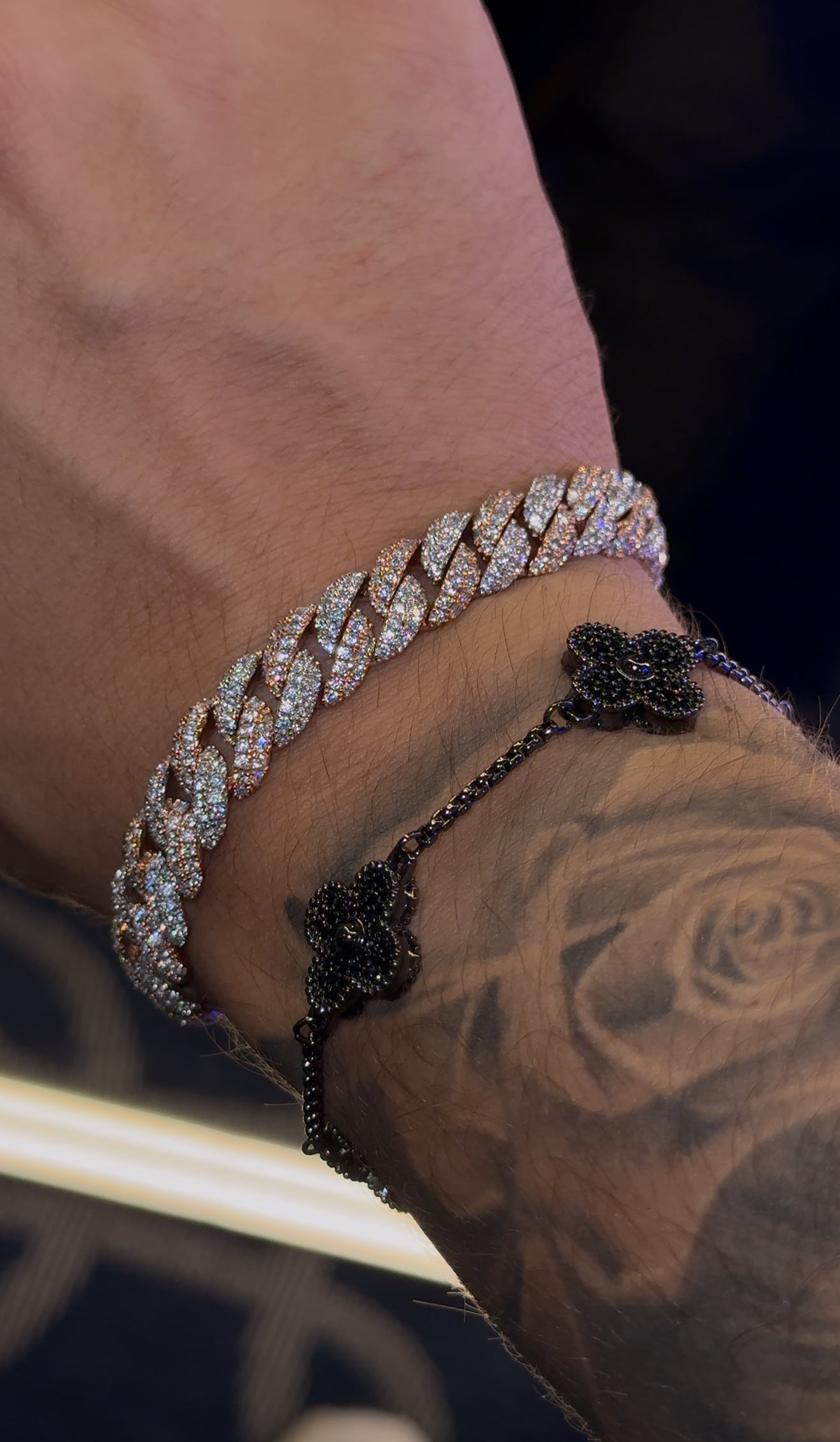 Combo cuban link 8 mm bicolor rose and white y brazalete VC BLACK.
