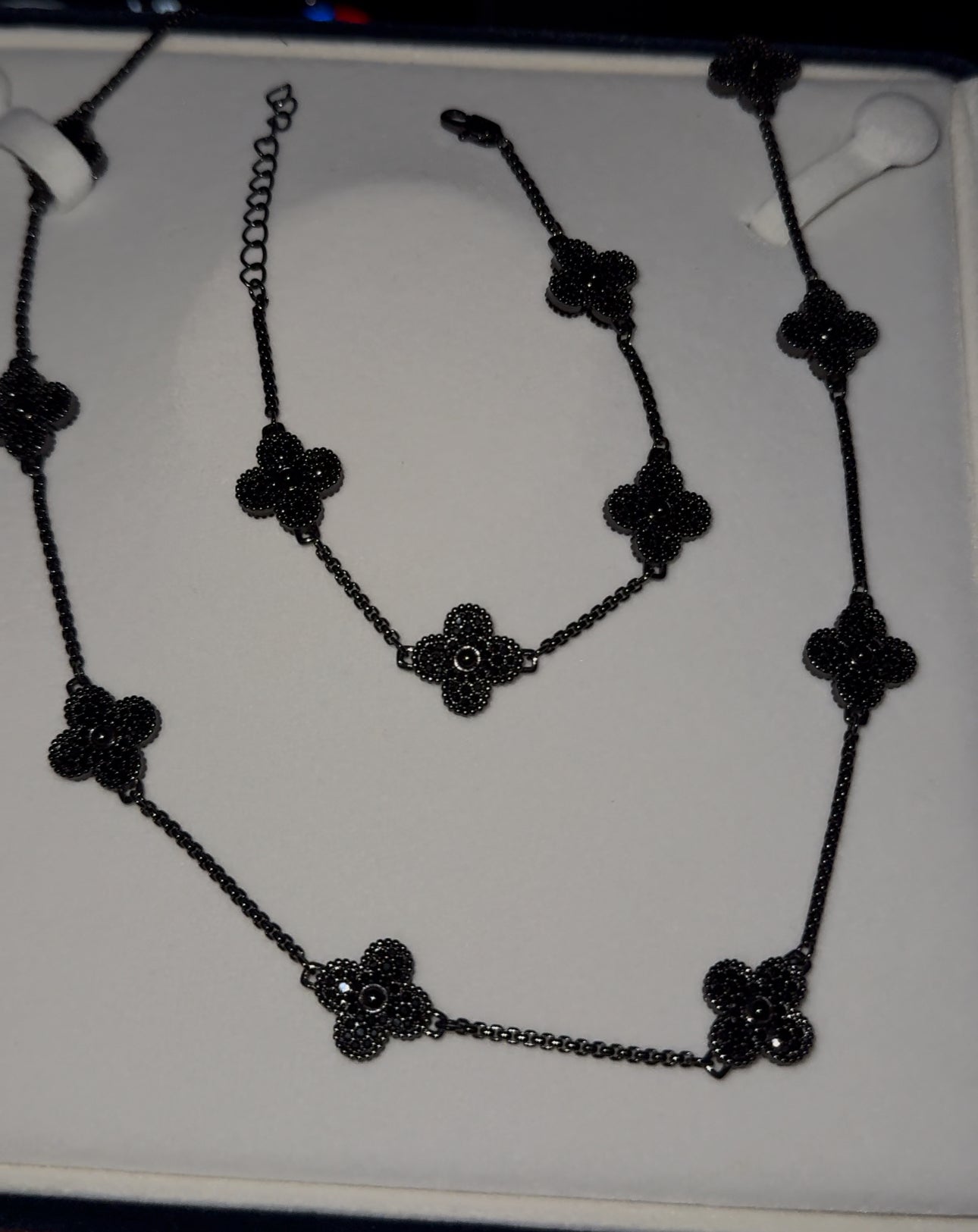 Cadena y brazalete VC. Full black