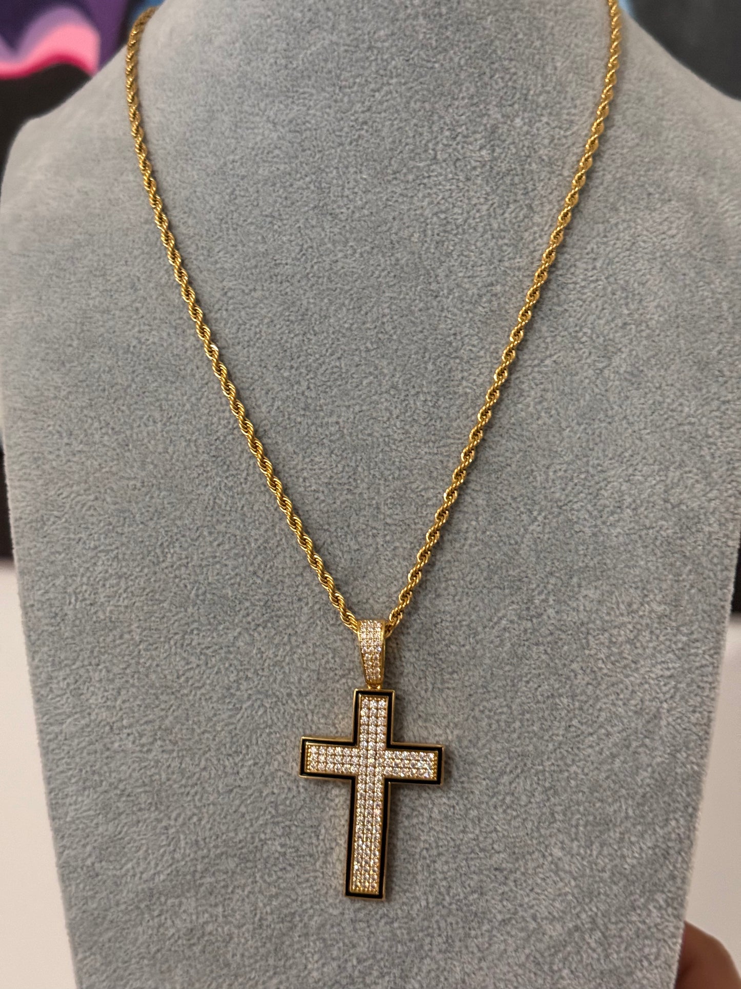 Dije cruz square rope 3 mm chain