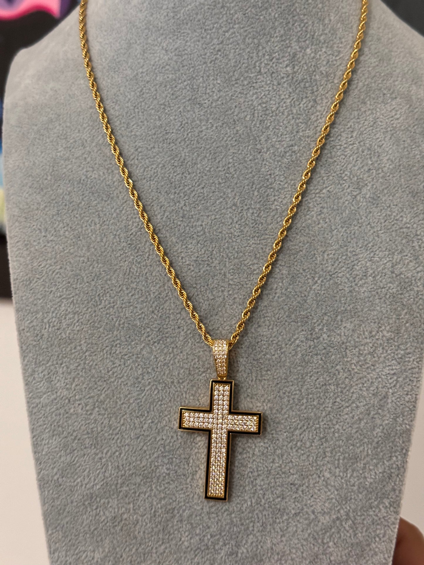 Dije cruz square rope 3 mm chain