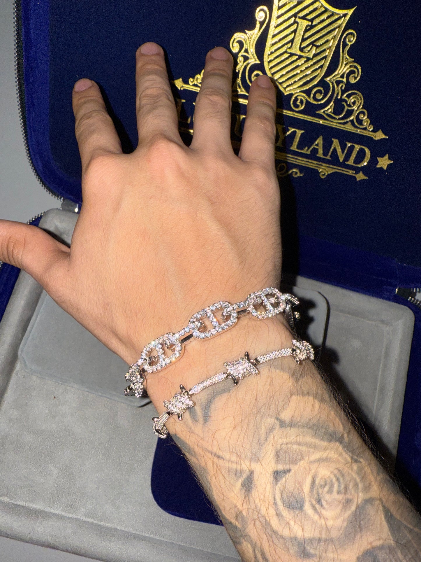 Combo brazalete GG LINK y brazalete de púas whitegold 18k plated