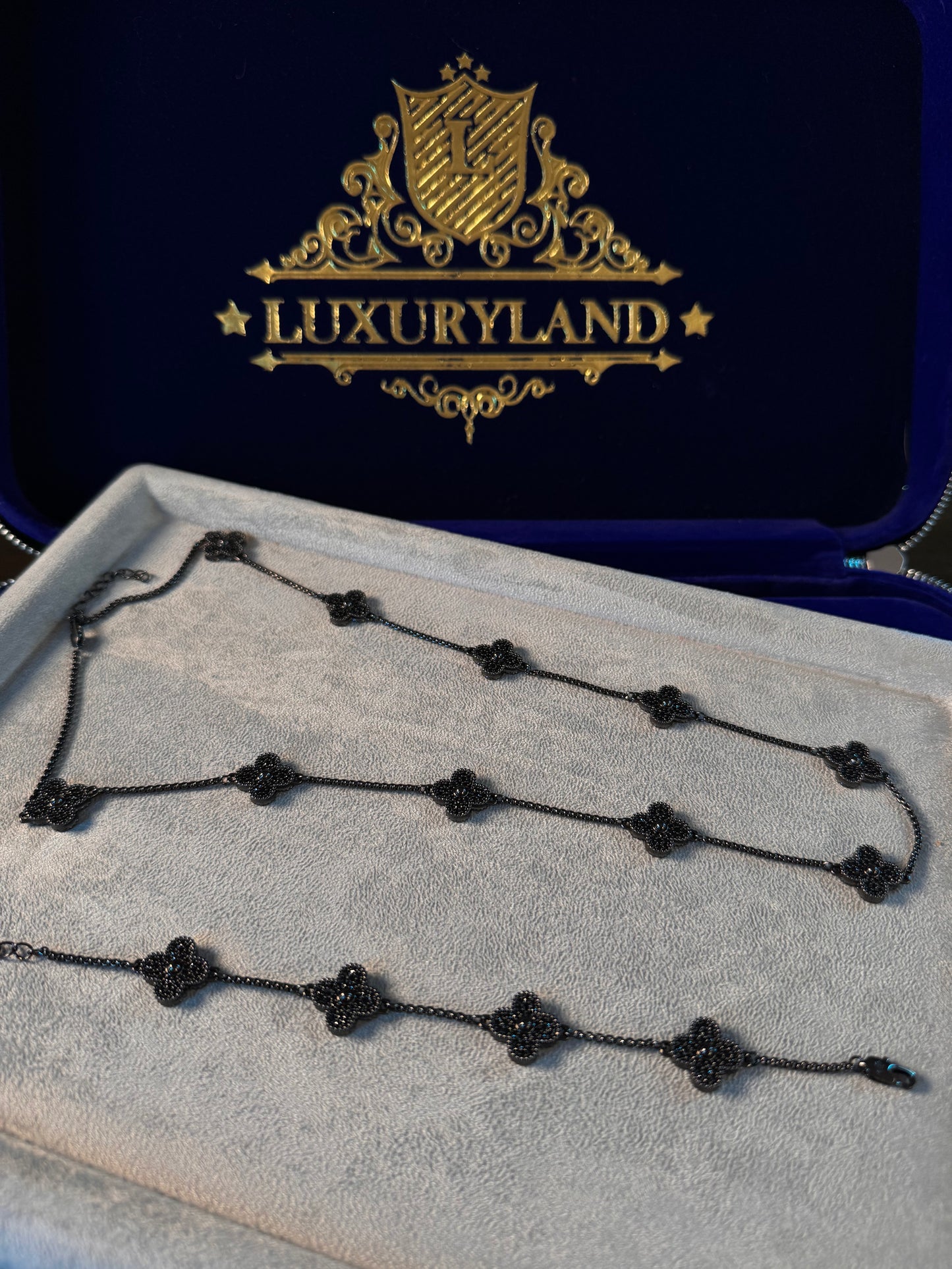 Cadena y brazalete VC. Full black
