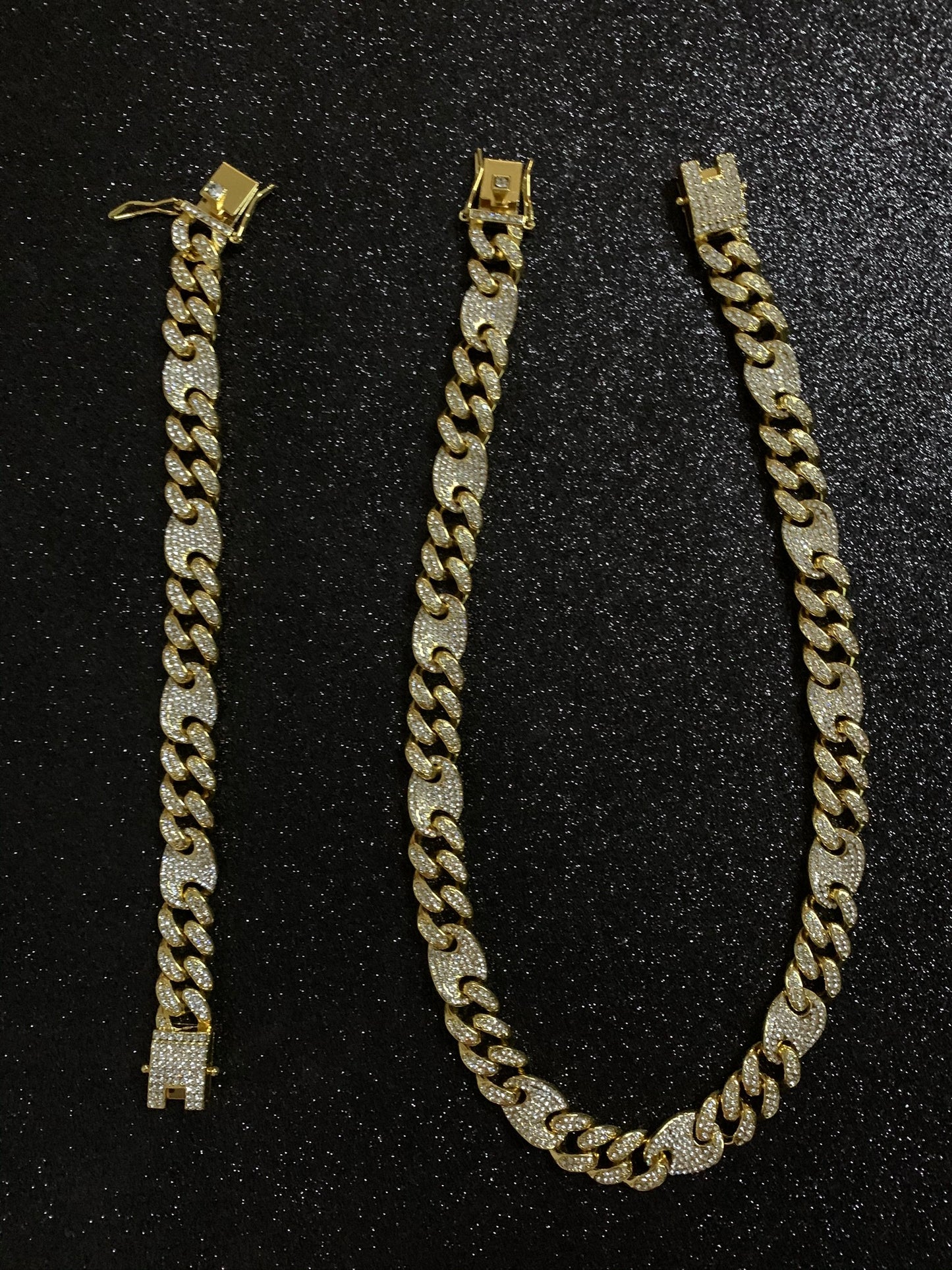 Conjunto de cubana y brazalete 3x 1 GCC link laminado en 18 k (4 micras)
