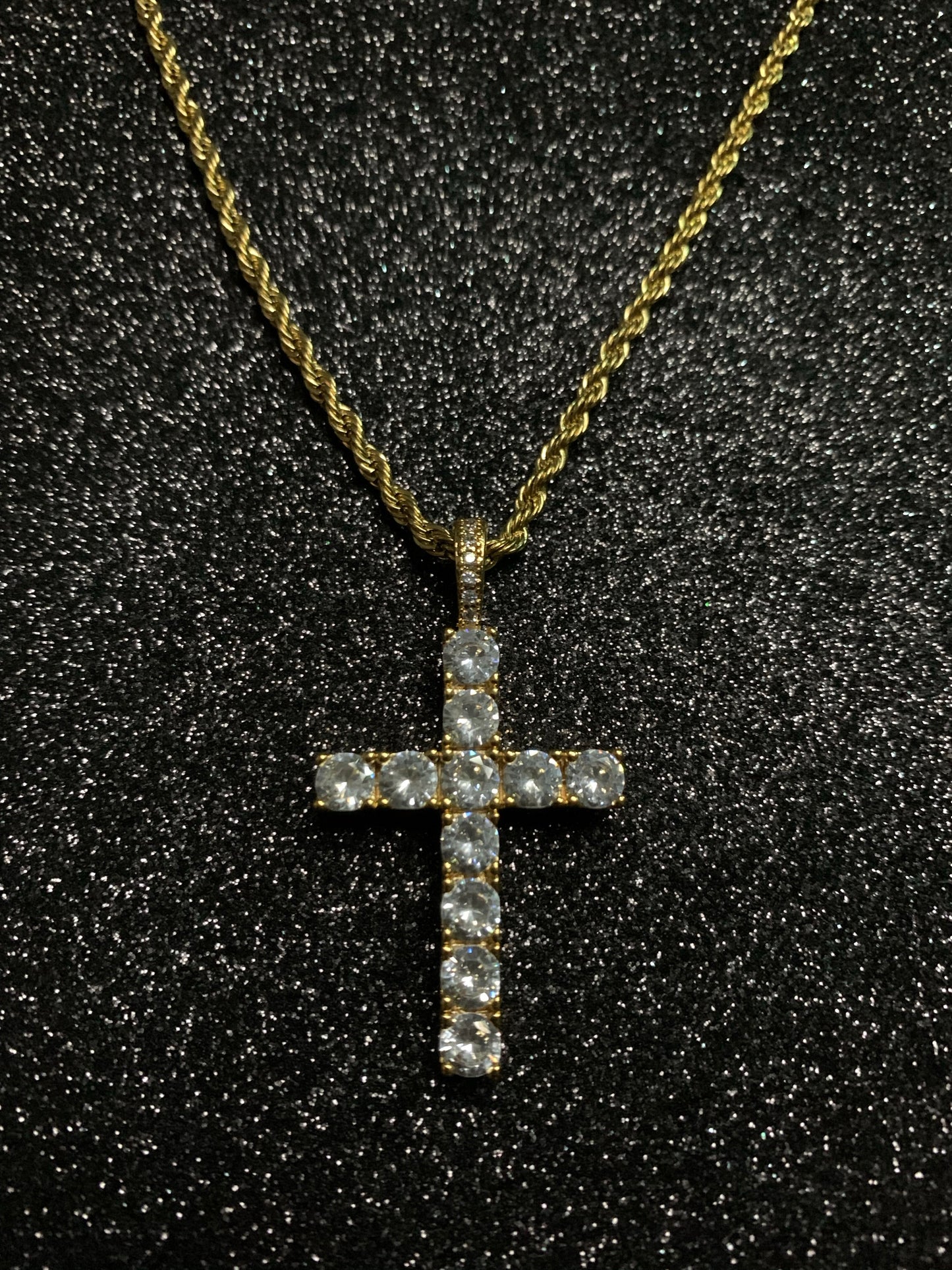 Dije de cruz, estilo tennis, oro laminado 18k, (4 micras)