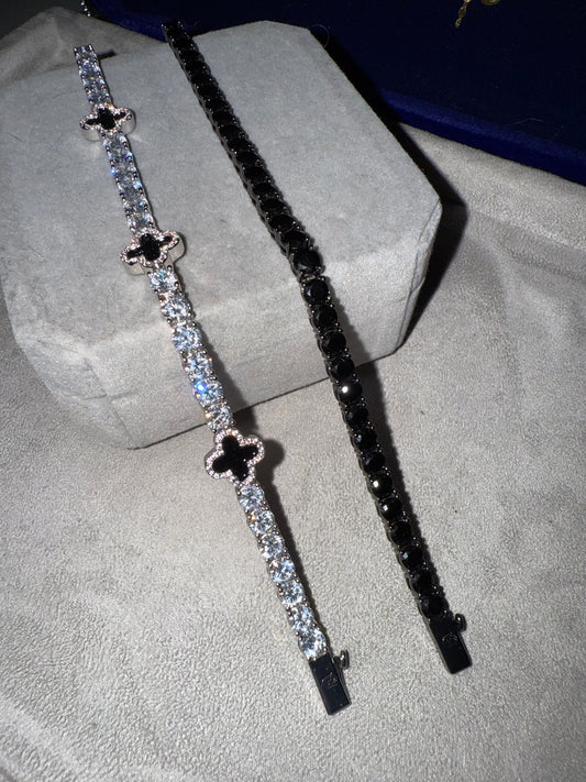 Combo de brazaletes tennis VC. 4 mm whitegold y tennis black 5 mm