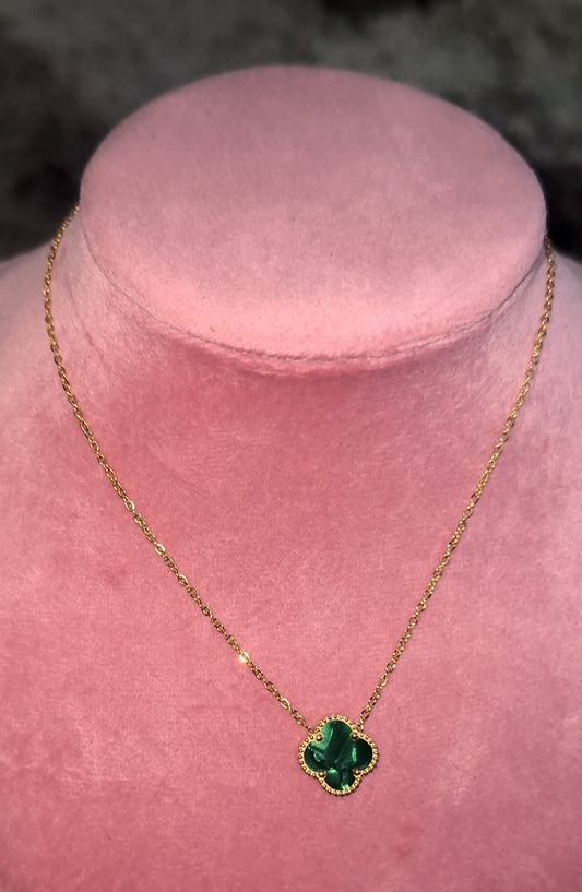 Gargantilla VC. 2 mm de un trébol gold plated 18k (diferentes colores disponibles)