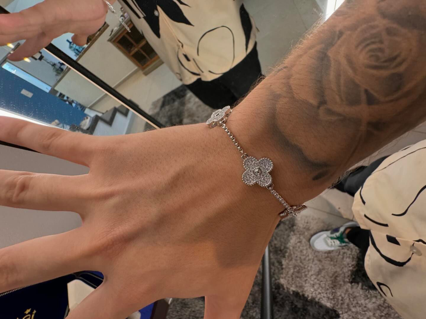 Cadena y brazalete VC. White gold