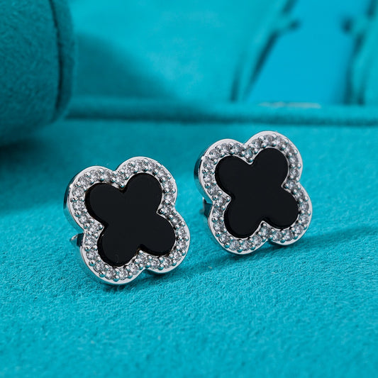 Aretes VC. whitegold plated black bottom 2025