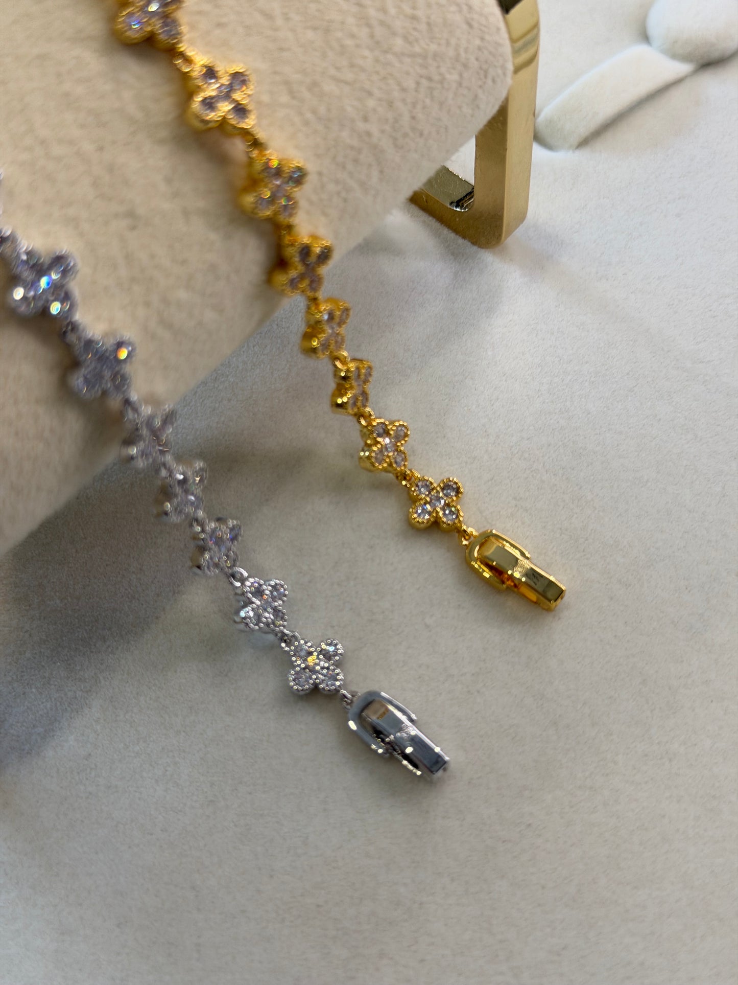 Combo de brazaletes VC mini full iced golden x whitegold