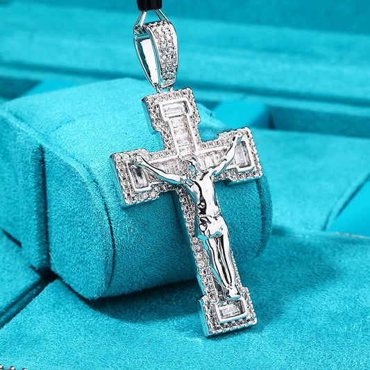 Dije de Cristo olímpico 3D whitegold. Colección 2025