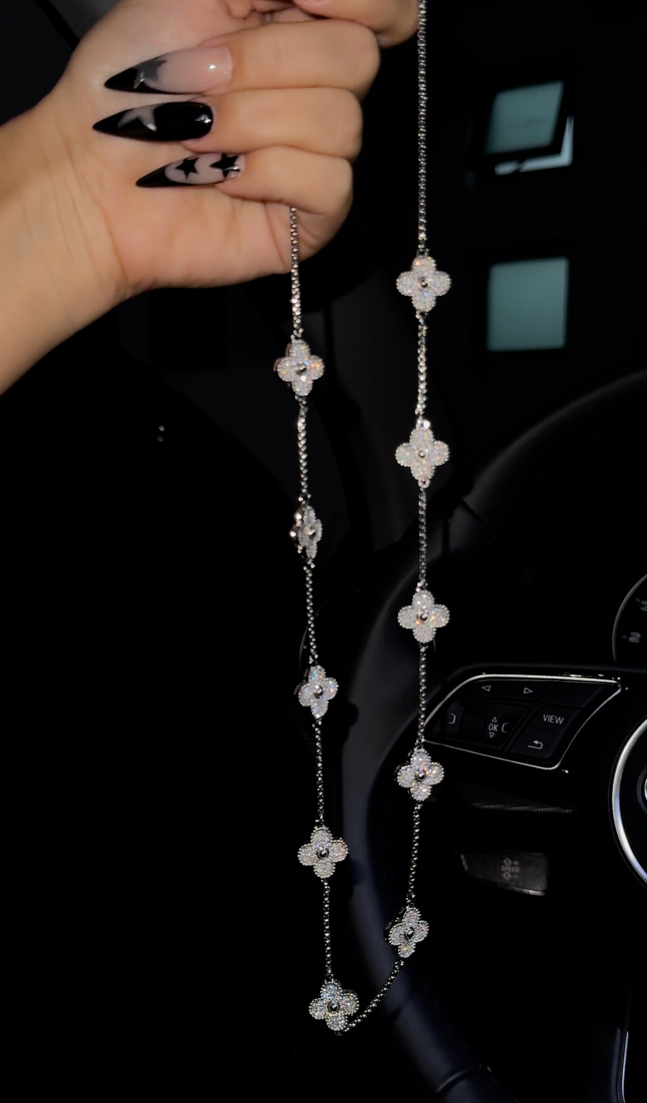 Cadena y brazalete VC. White gold