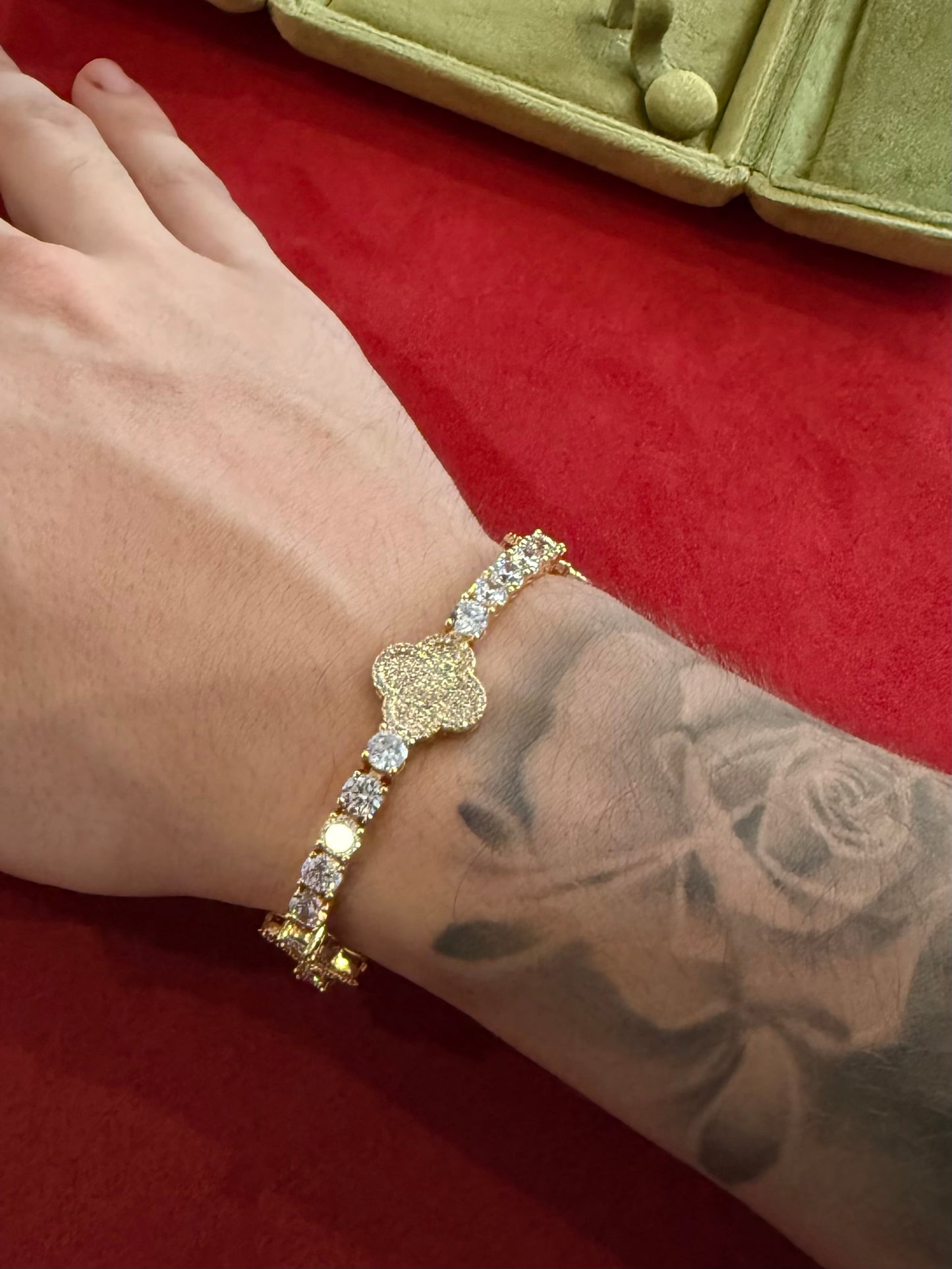 Brazalete VC. tennis golden plated tennis 5 mm