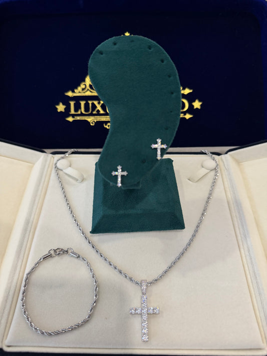 Cadena y brazalete torzal 3mm white gold con dije de cruz tennis y aretes de cruz