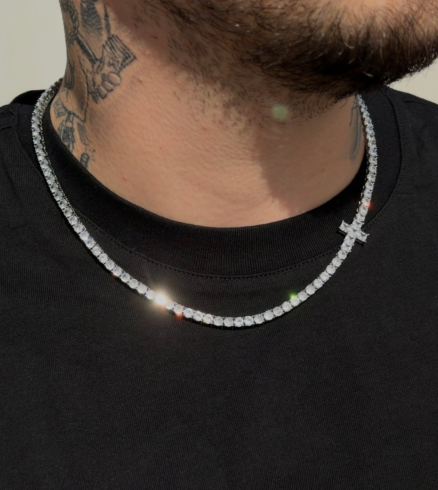 Cadena tennis 3mm con cruz integrada white gold plated 18k