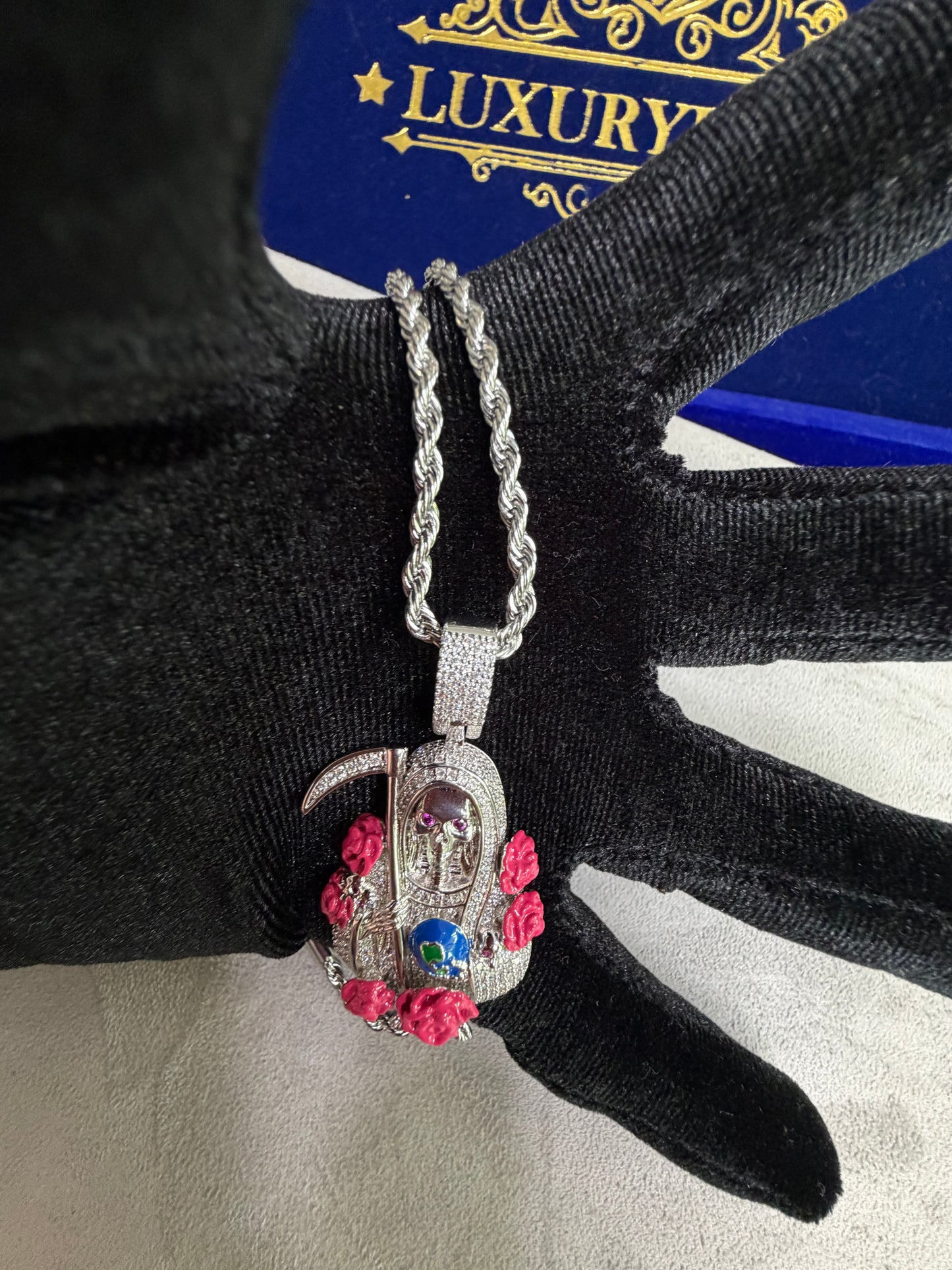 Dije de la Santa Muerte y torzal 3 mm whitegold