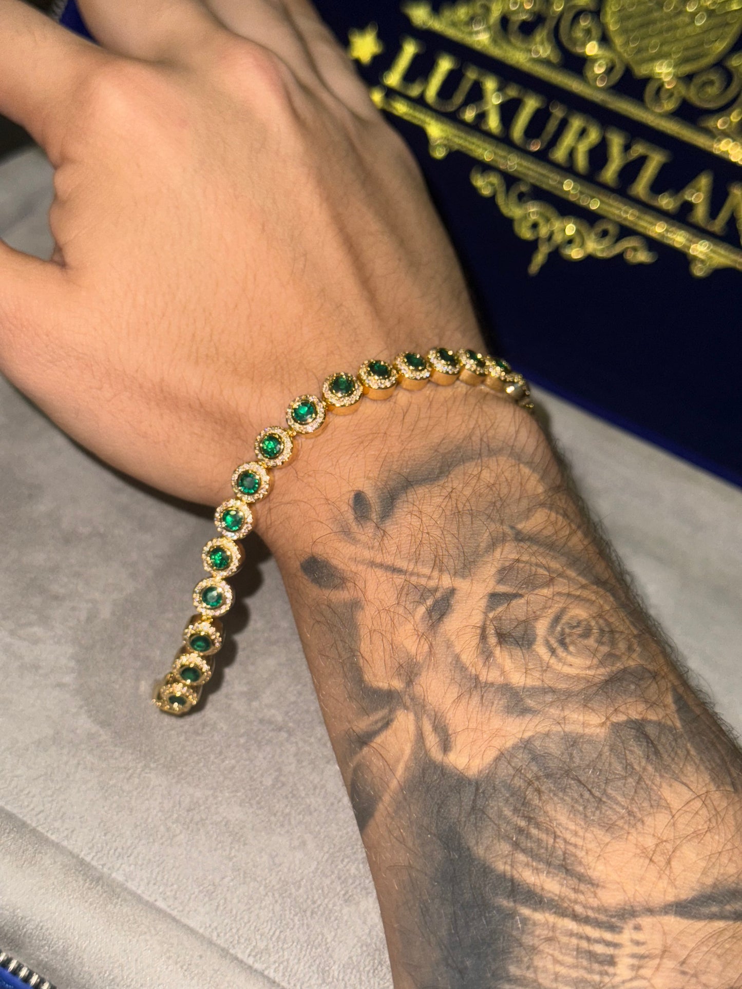 Circle tennis bracelet gold and green  18k plated