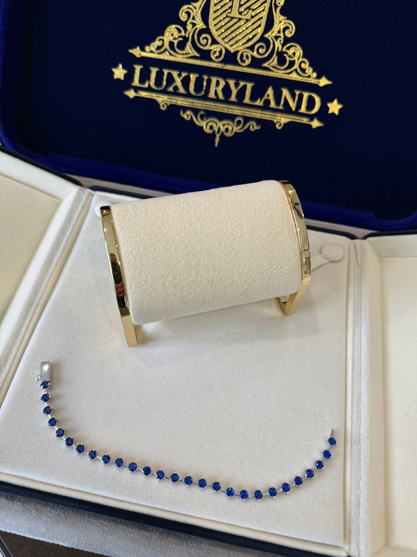 Brazalete gems NAVY blue x white gold