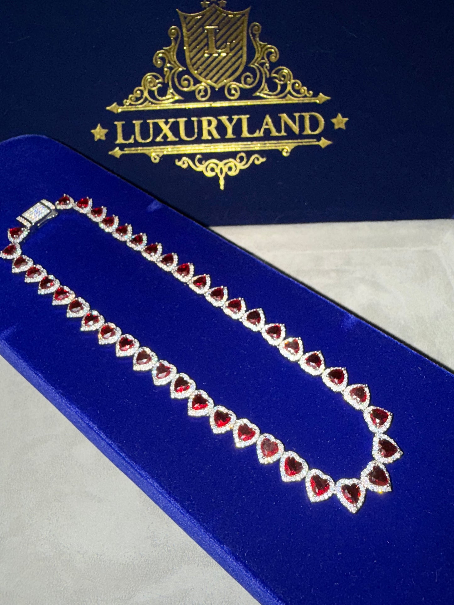 Cadena de corazones red full iced