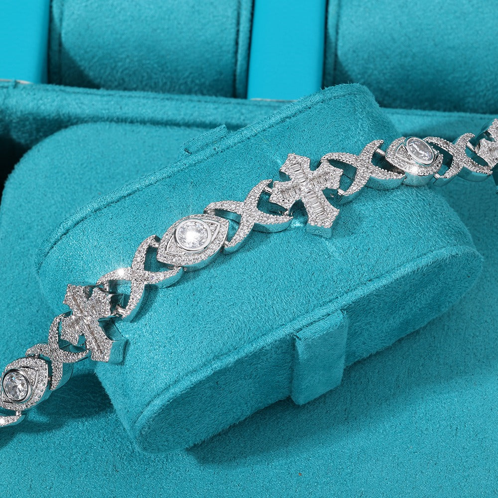 Brazalete eyes and cross whitegold full iced 2025