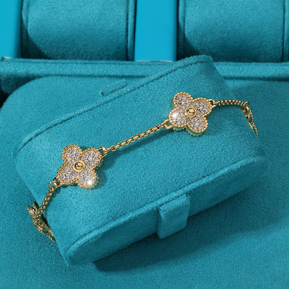Brazalete VC. doble vista  golden full iced 2025