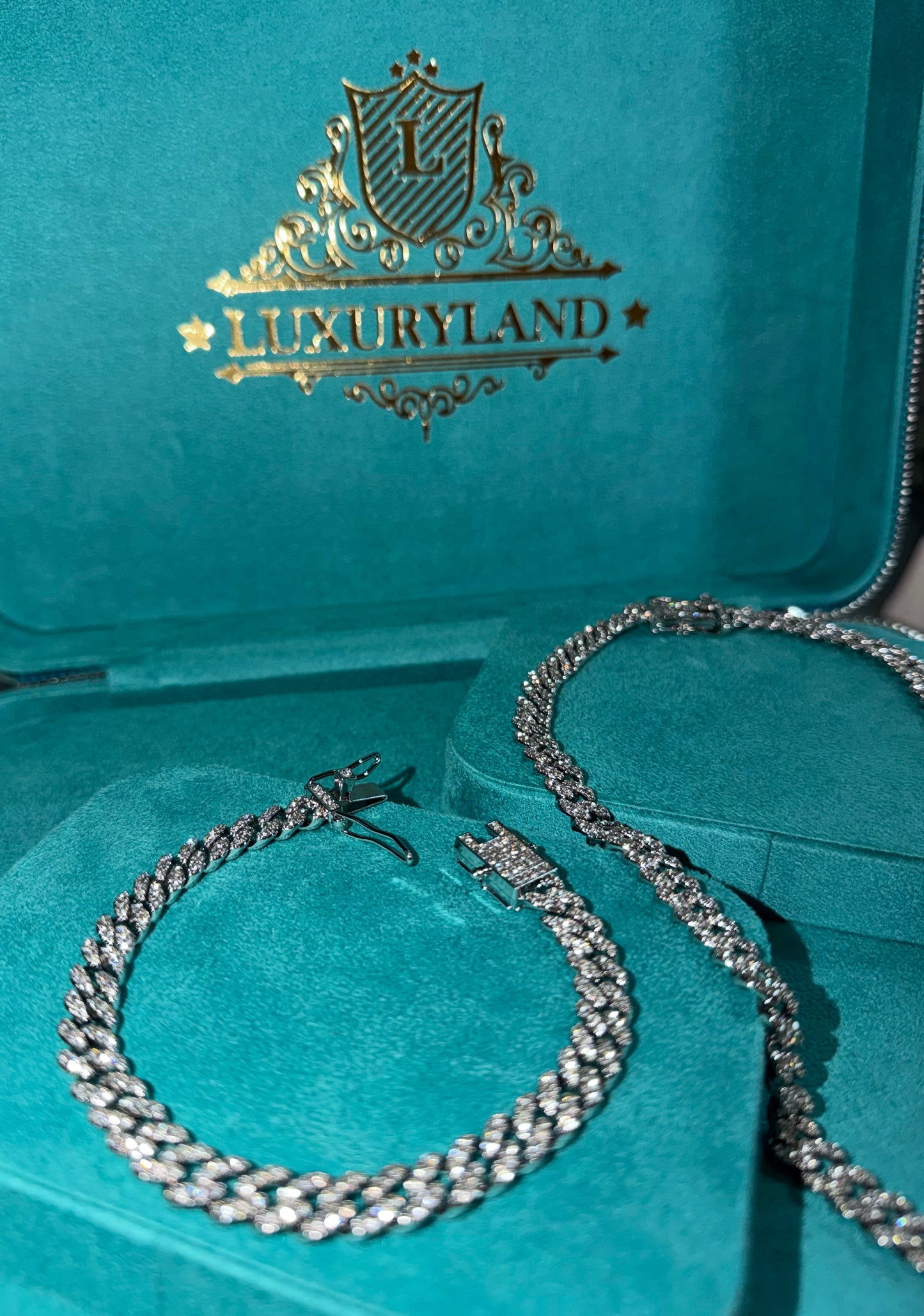 Conjunto cadena y brazalete 8 mm, oro blanco laminado 22 micras de 18k